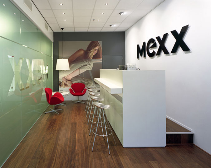 Mexx Shoes, Nieuwegein